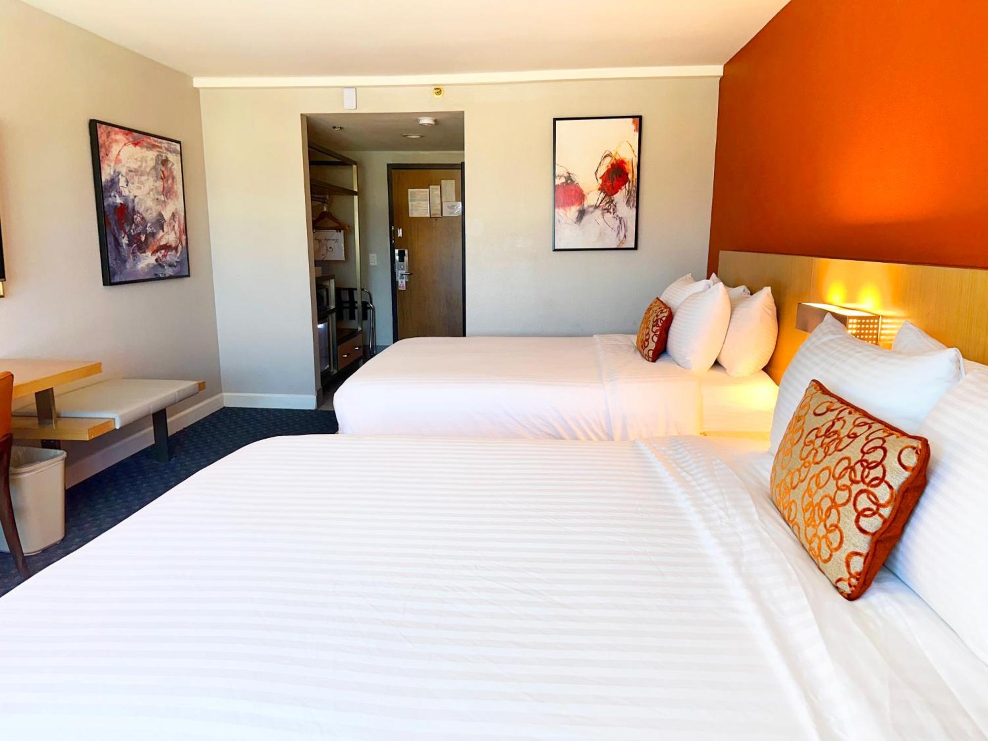 Lincoln Hotel Monterey Park Los Angeles Exterior photo